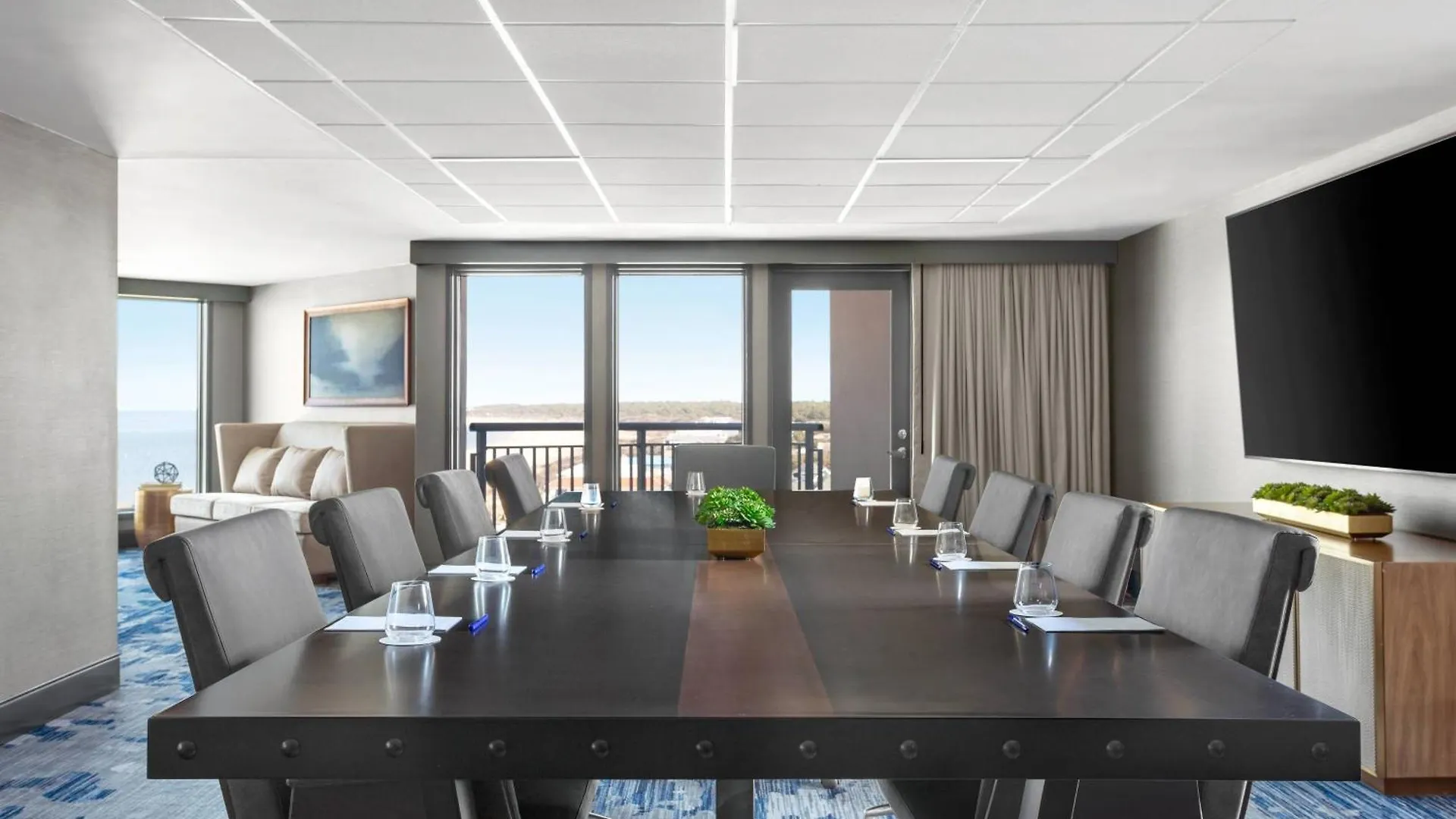 Delta Hotels By Marriott Virginia Beach Waterfront